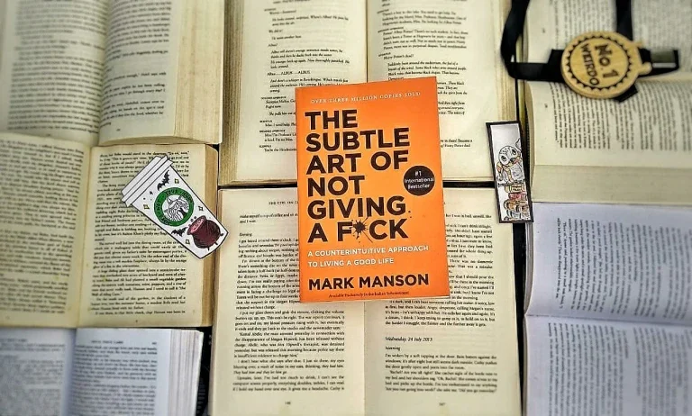 THE SUBTLE ART OF NOT GIVING A F*CK-MARK MANSON